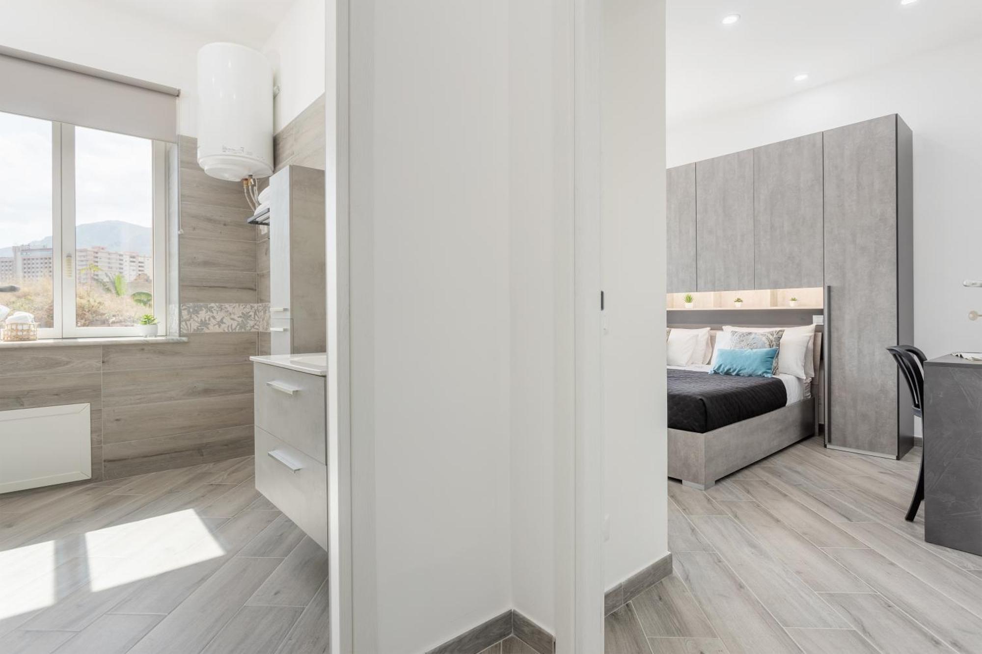 Erasmo Luxury Vista Mare *